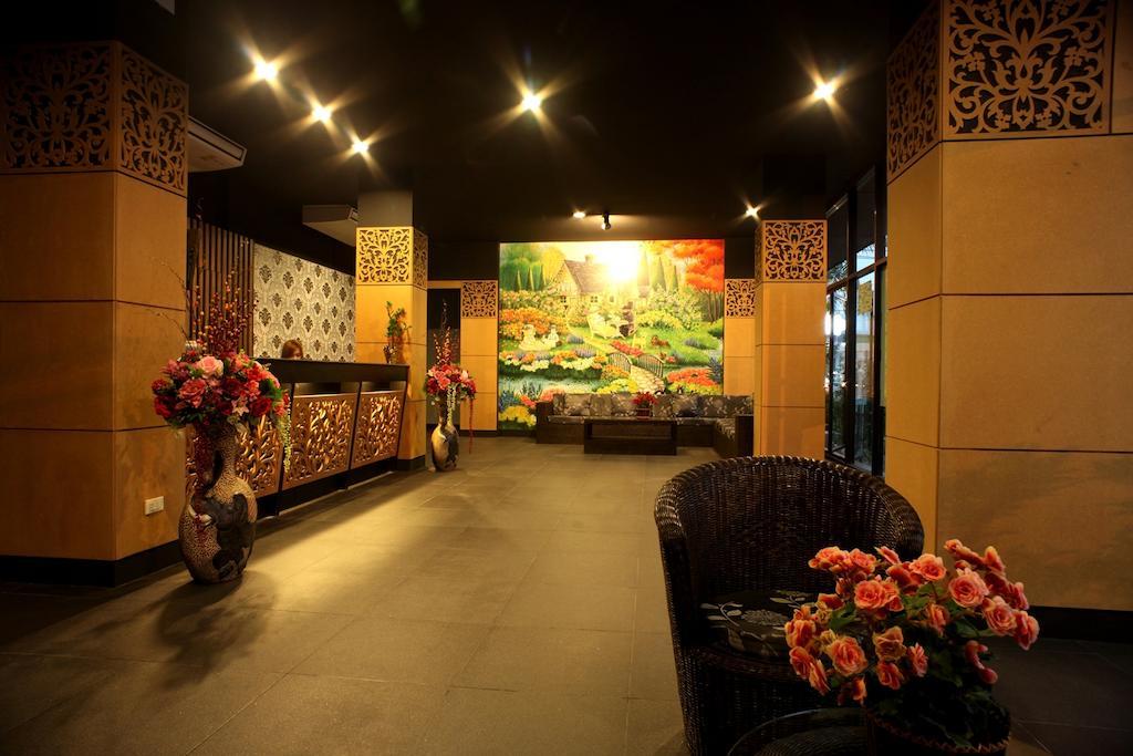 The Corner Hotel (Adults Only) Chiang Rai Exterior foto