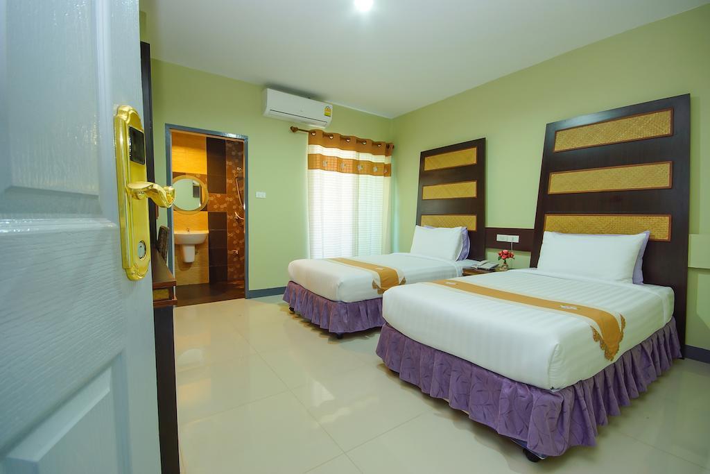 The Corner Hotel (Adults Only) Chiang Rai Exterior foto